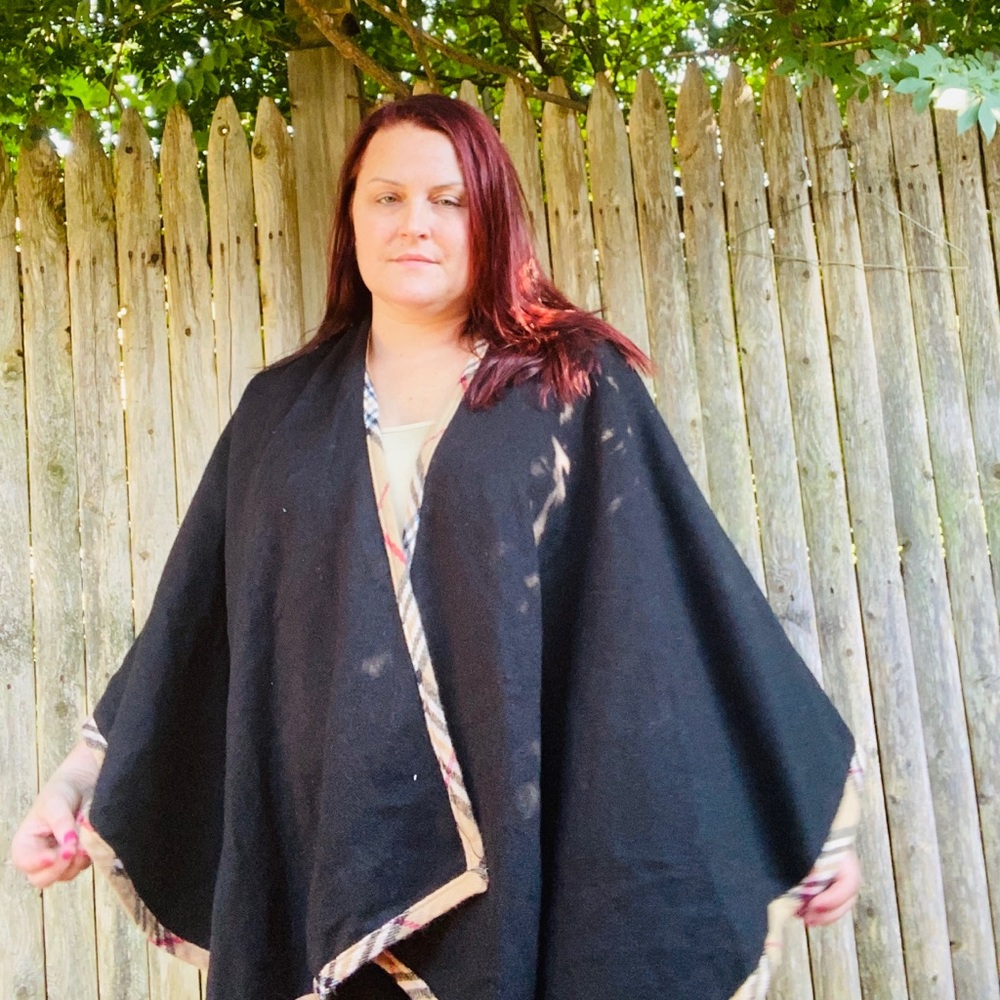 Fraas black Sweater cape shawl‎ one size